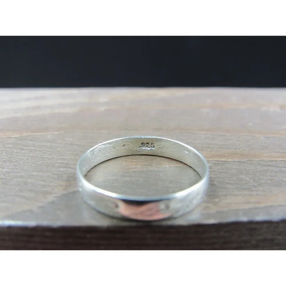 Size 4.75 Sterling Silver Petite Worn Ocean Waves Band Ring - Picture 3 of 6